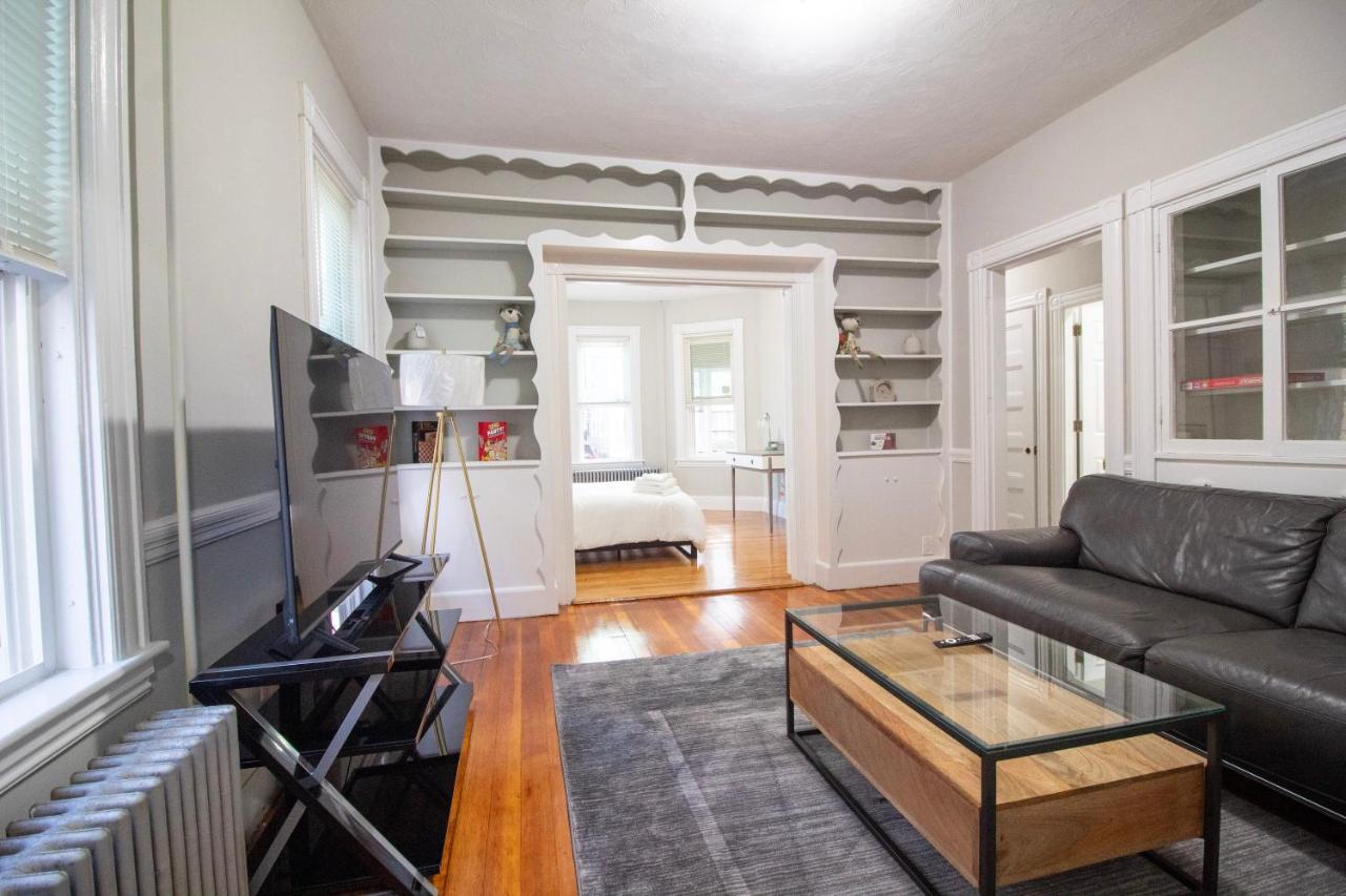 2 Bedroom Condo Close To Boston And Cambridge With Free Parkings Exterior foto
